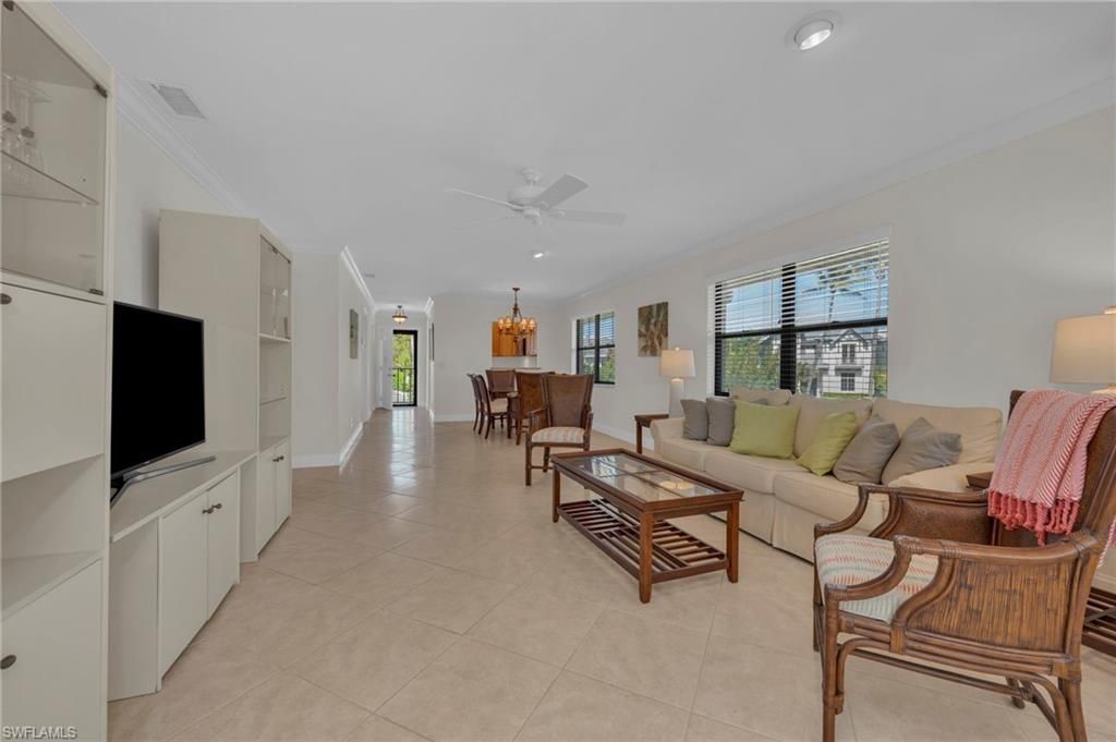 1100 9th St S, Unit D201, Naples, FL 34102 Photo