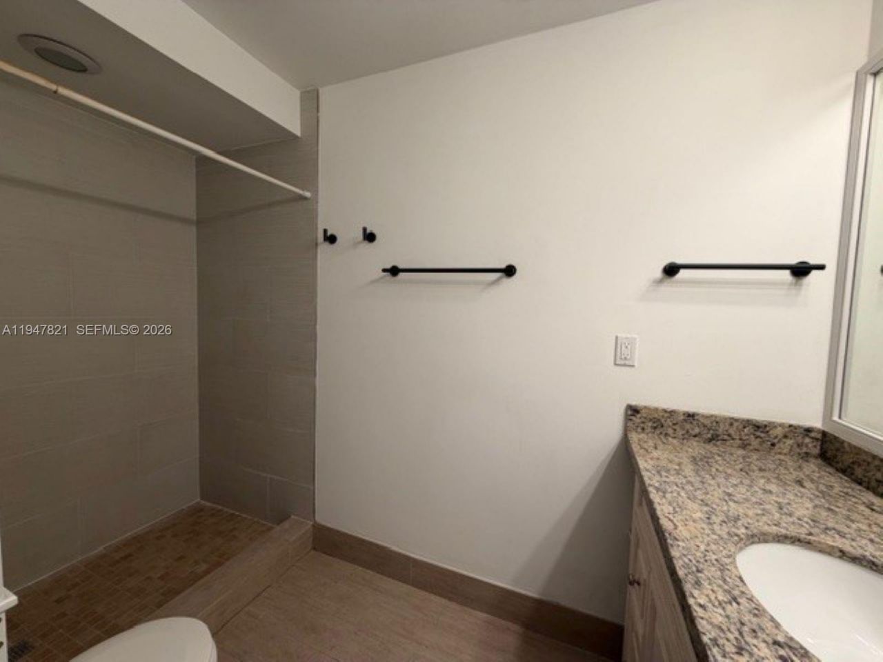 1617 Cypress Pointe Dr , Unit 1617, Coral Springs, FL 33071 Photo