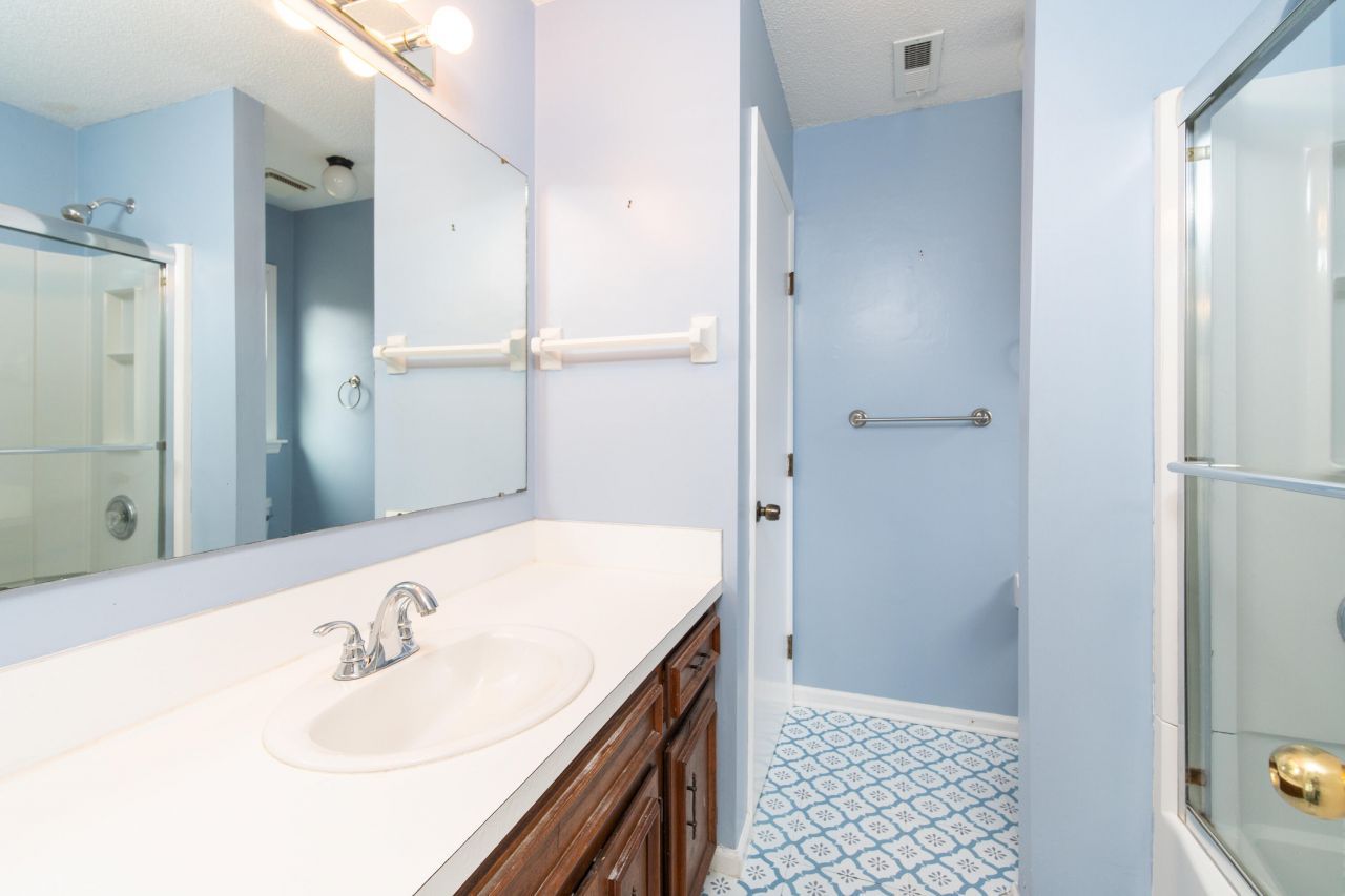 139 Botany Bay Boulevard Photo 18