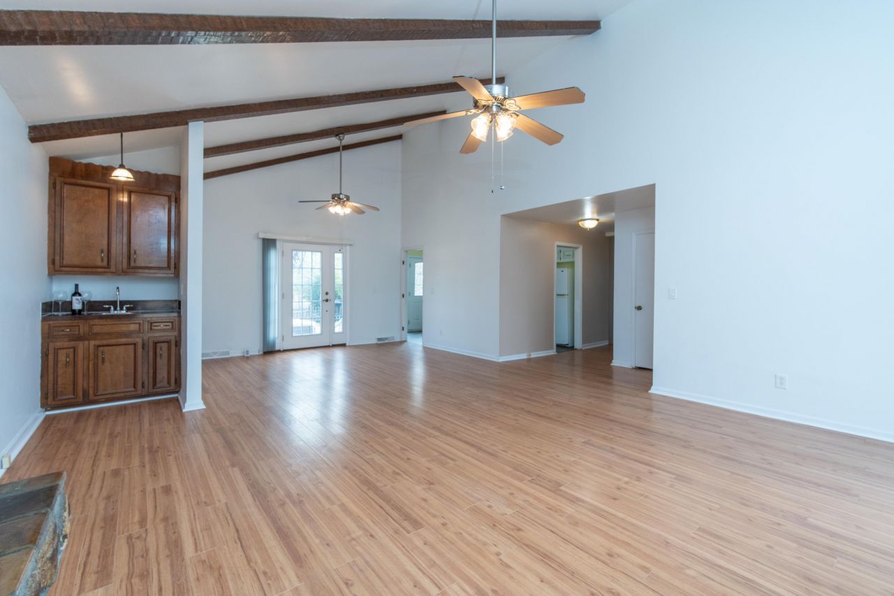 139 Botany Bay Boulevard Photo 6