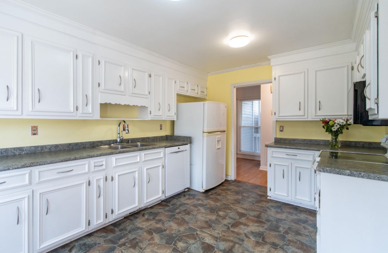 139 Botany Bay Boulevard Photo 8