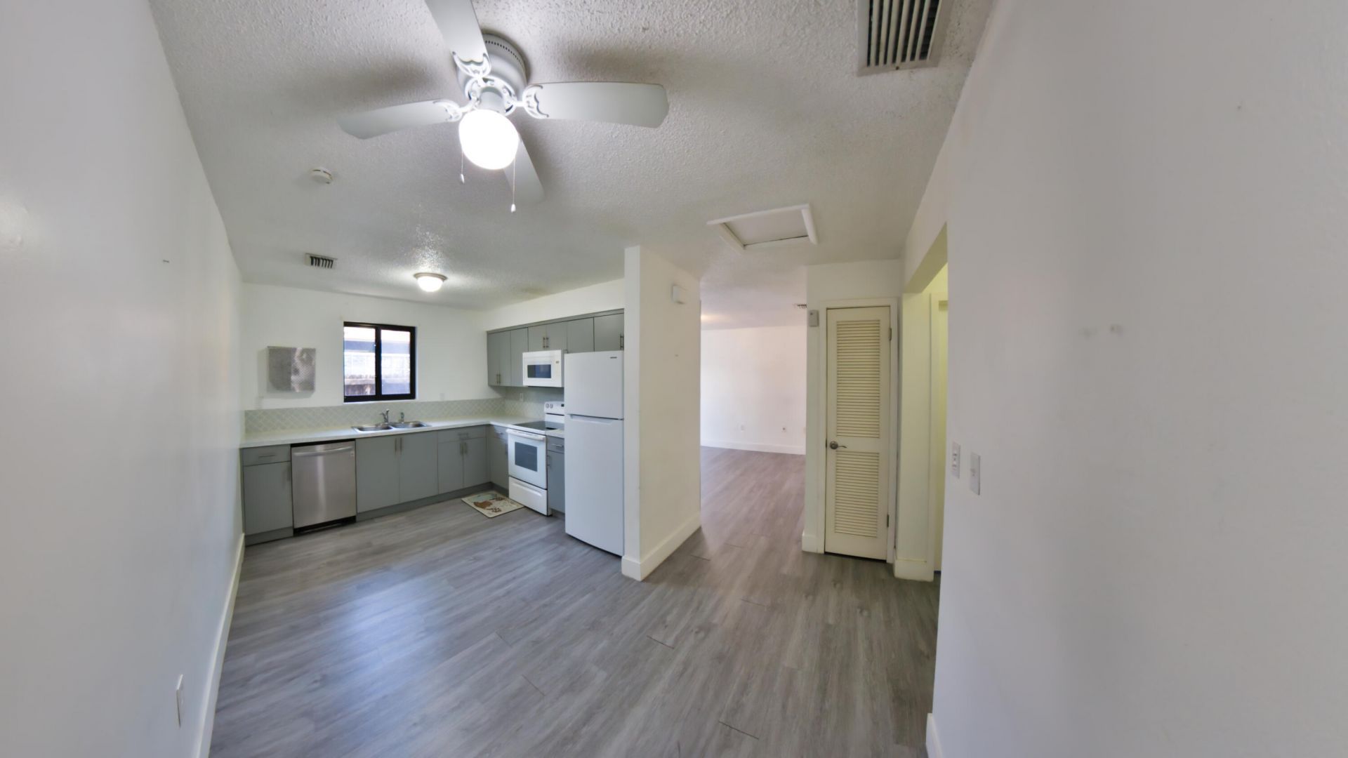 2620 SW 32nd Avenue, Miami, FL 33133 Photo