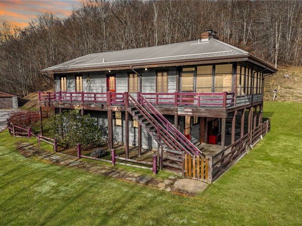 264 Stewart Run Road, Waynesburg, PA 15370