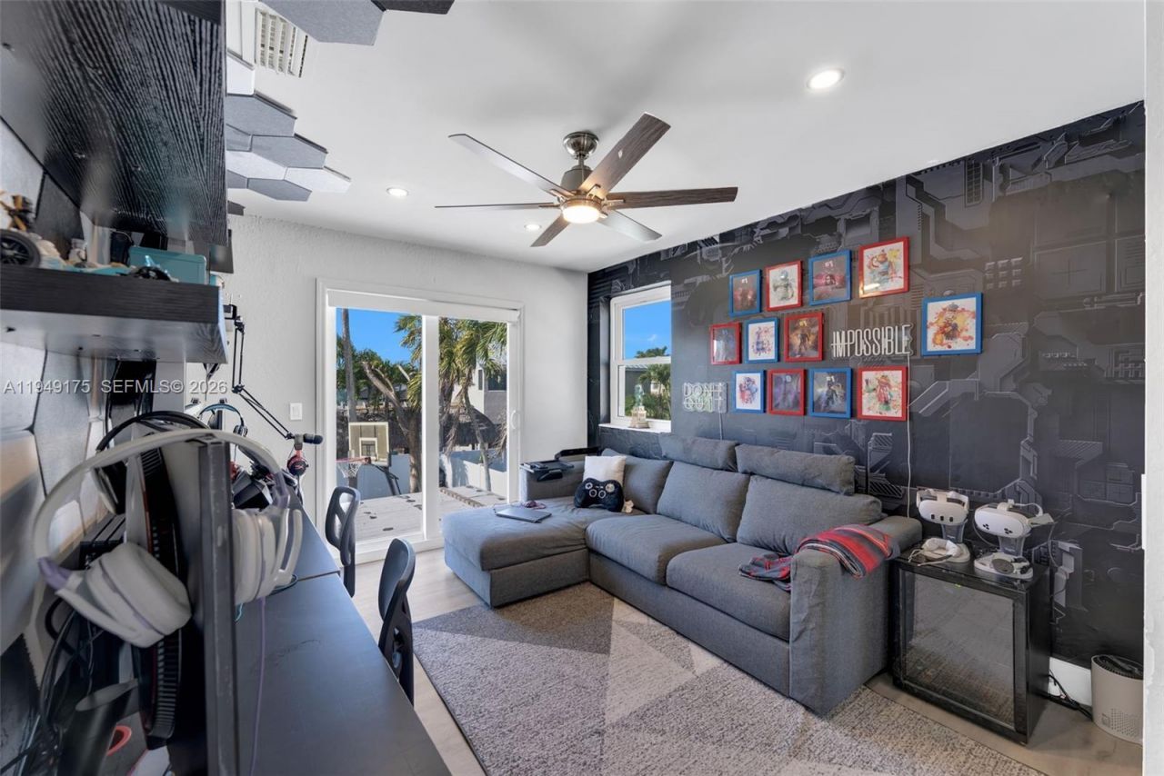 590 SW 178th Way, Pembroke Pines, FL 33029 Photo