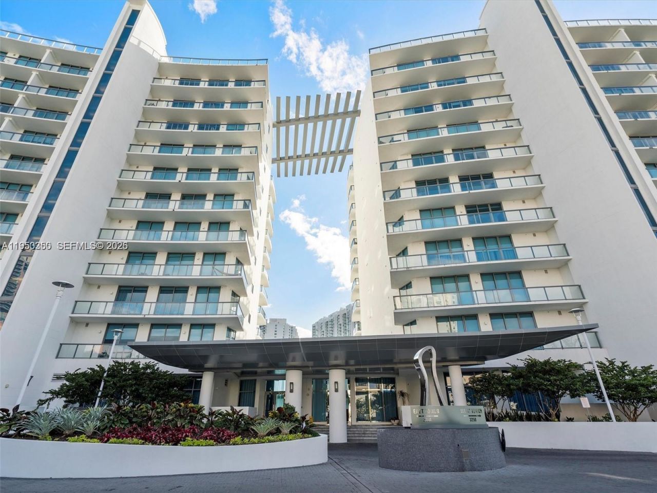 3250 NE 188th St , Unit UPH02 + RO, Aventura, FL 33180 Photo