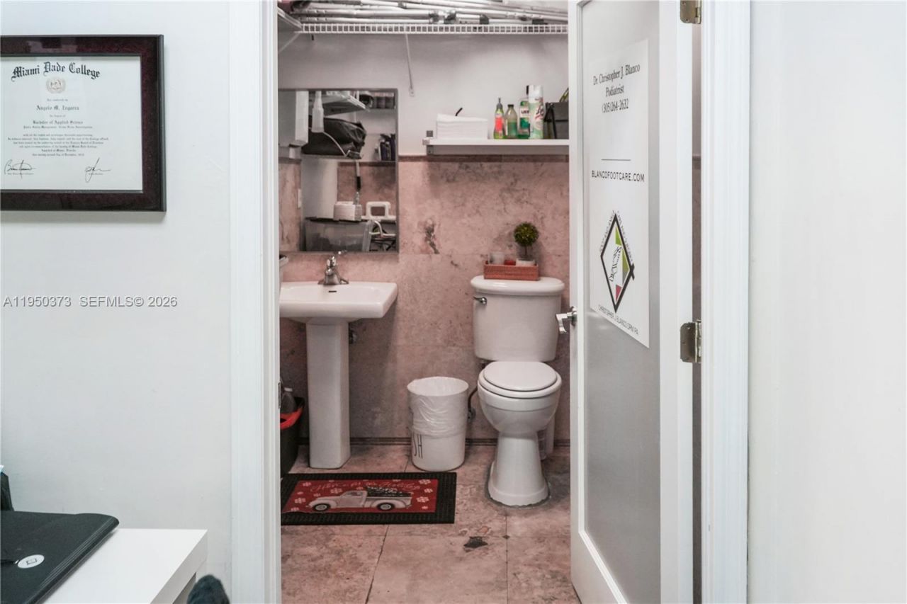 7500 NW 25th St, Unit 112, Miami, FL 33122 Photo