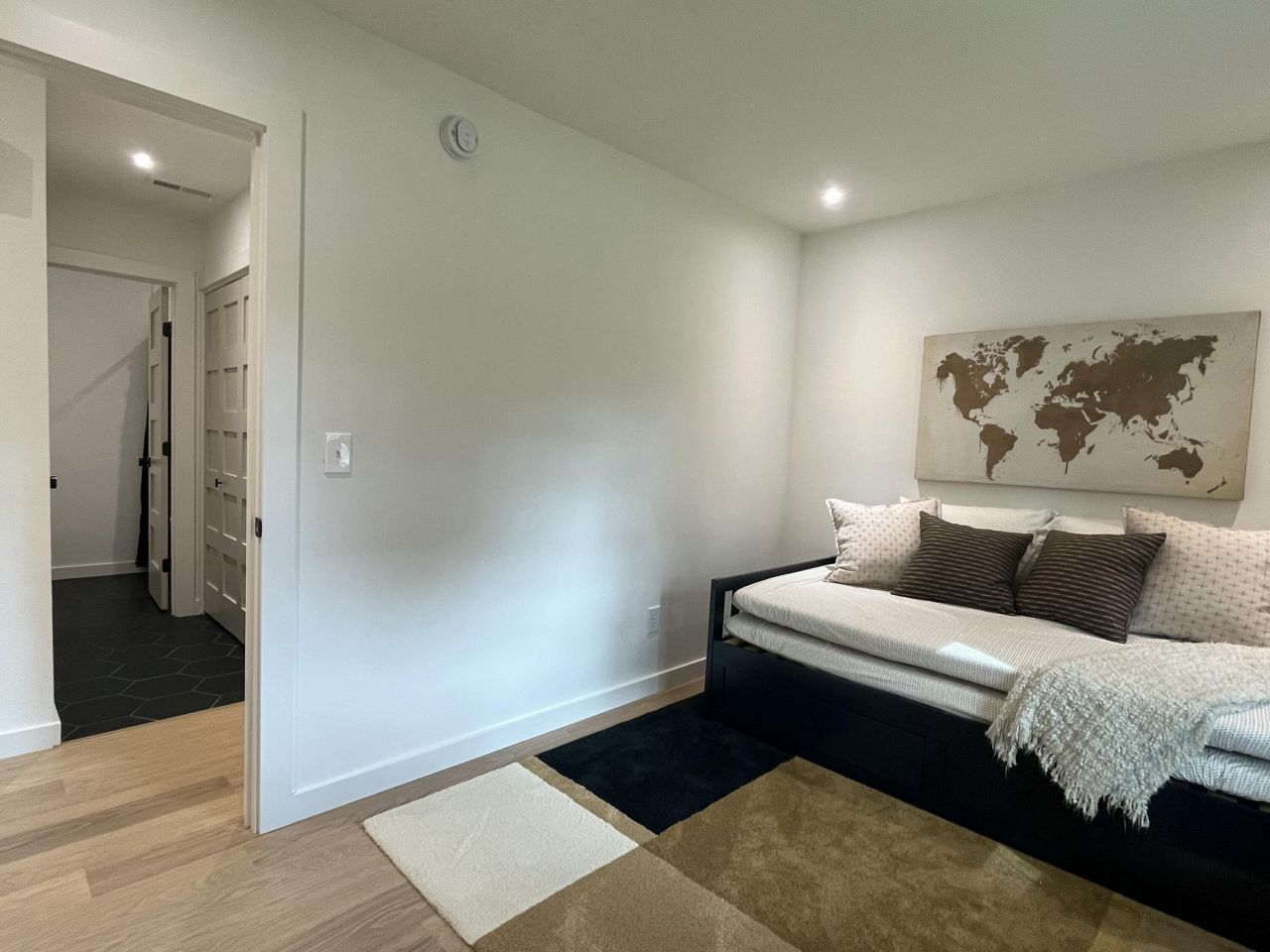 3304 Barnes Drive Photo 12