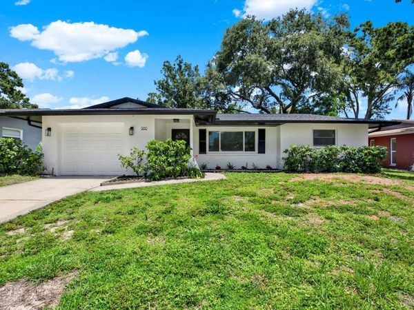 980 5TH AVENUE NE, LARGO, FL 33770