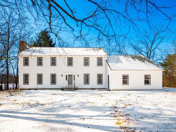 7252 Africa Road, Galena, OH 43021