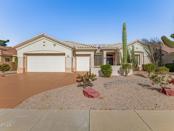 15220 W LAS BRIZAS Lane, Sun City West, AZ 85375
