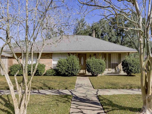 12356 Kingston Dr, Baton Rouge, LA 70807