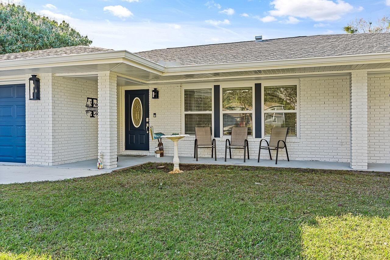 2801 Grove Drive, Fort Pierce, FL 34981 Photo