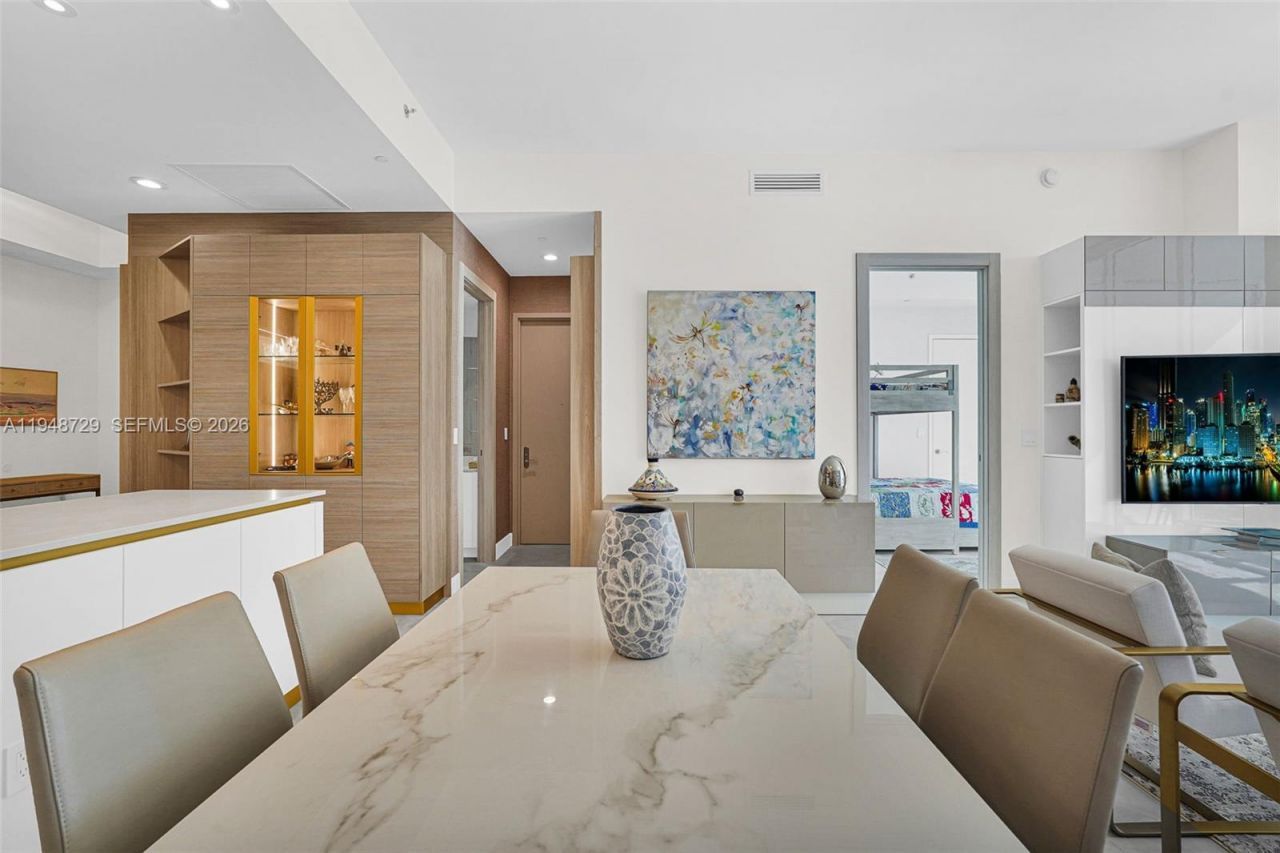 16001 Collins Ave, Unit 3402, Sunny Isles Beach, FL 33160 Photo