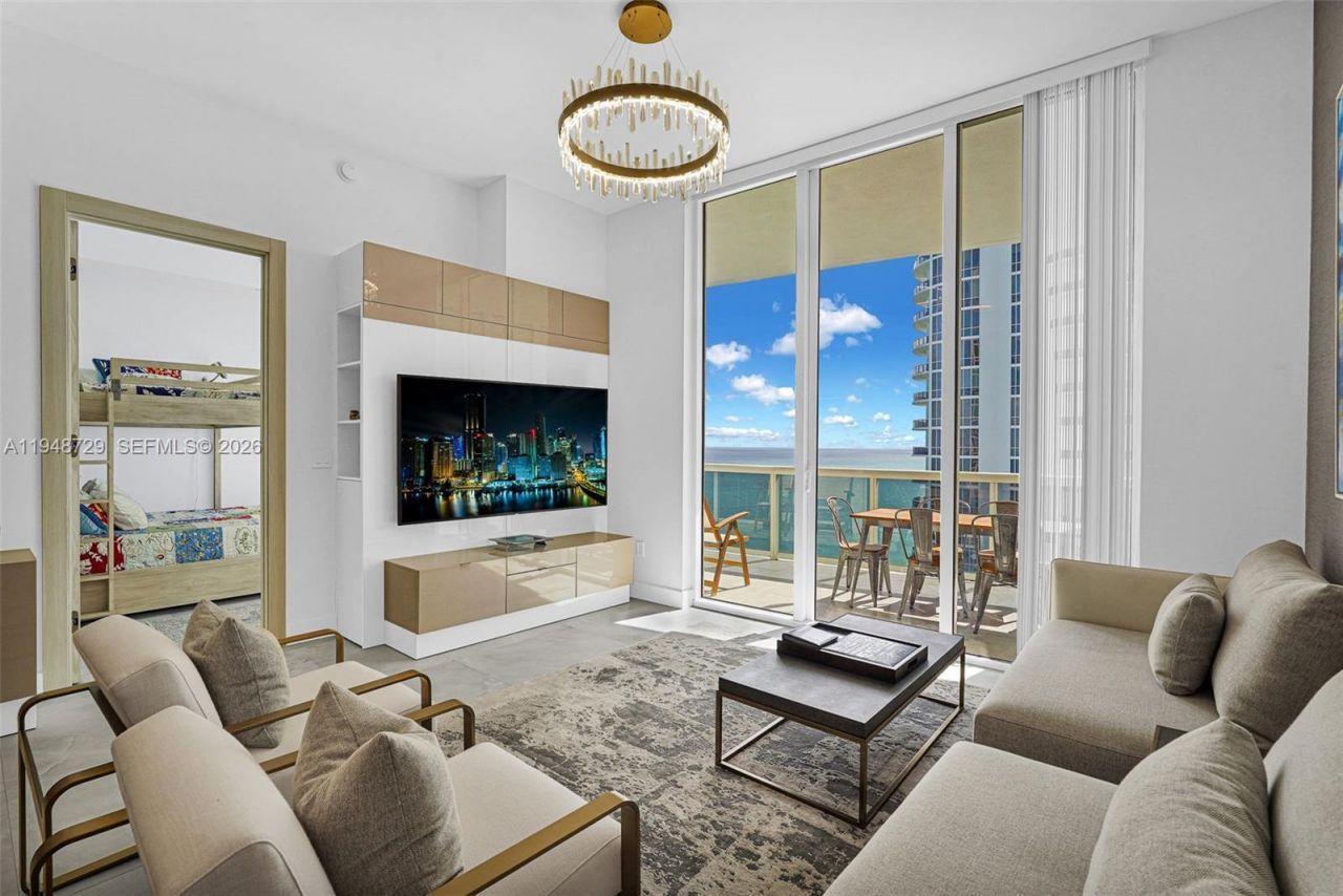 16001 Collins Ave, Unit 3402, Sunny Isles Beach, FL 33160 Photo