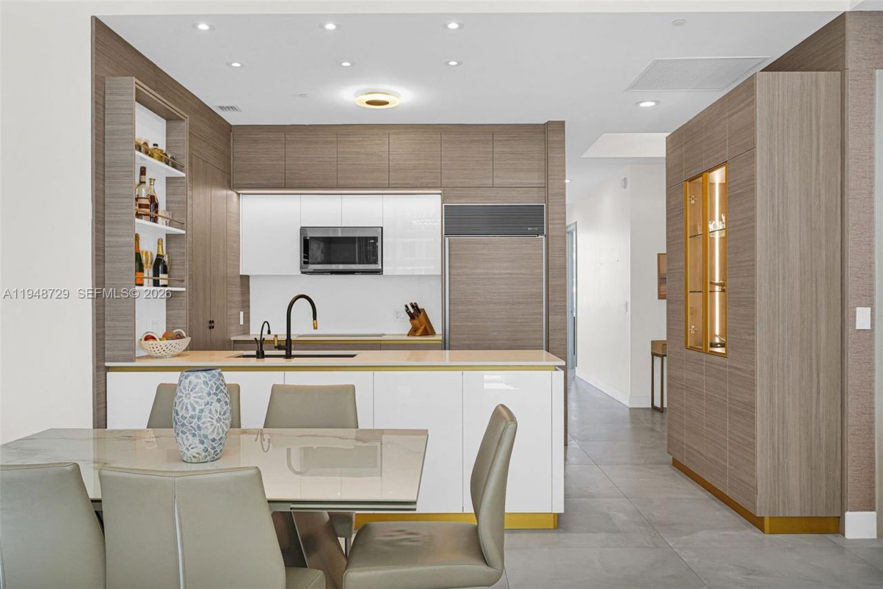 16001 Collins Ave, Unit 3402, Sunny Isles Beach, FL 33160 Photo