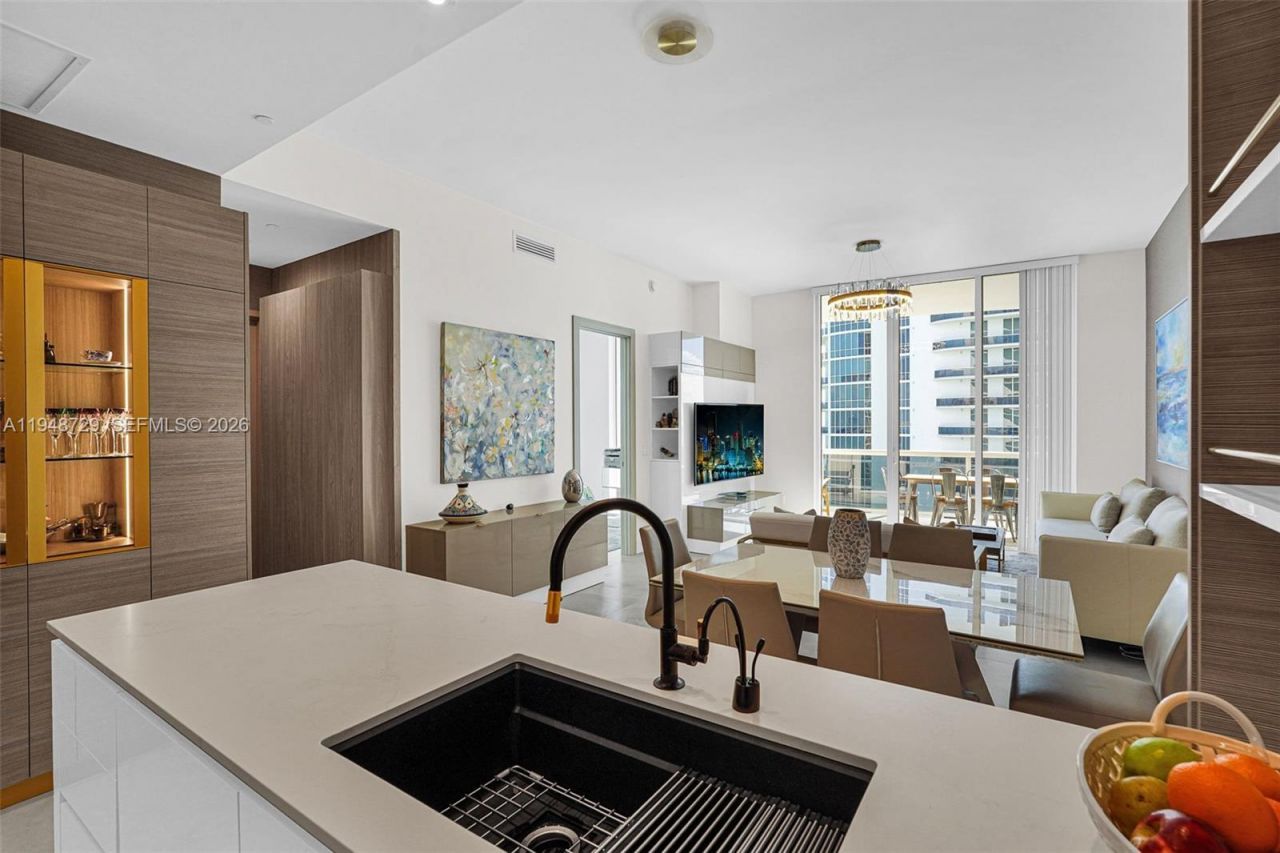 16001 Collins Ave, Unit 3402, Sunny Isles Beach, FL 33160 Photo