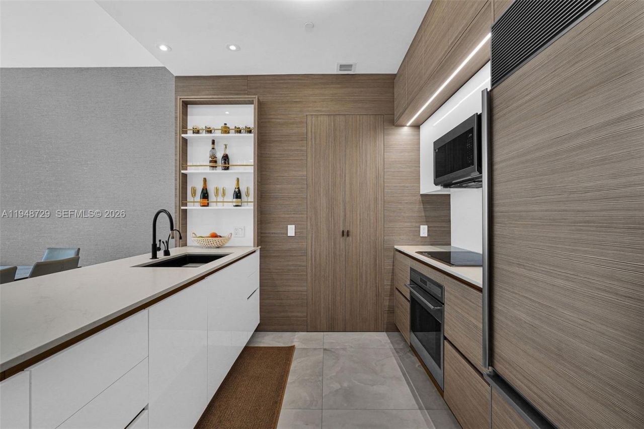 16001 Collins Ave, Unit 3402, Sunny Isles Beach, FL 33160 Photo