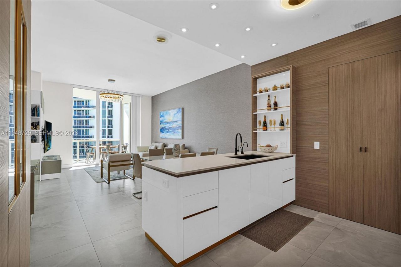 16001 Collins Ave, Unit 3402, Sunny Isles Beach, FL 33160 Photo