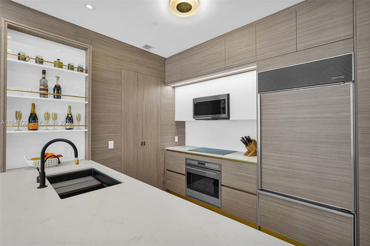 16001 Collins Ave, Unit 3402, Sunny Isles Beach, FL 33160 Photo