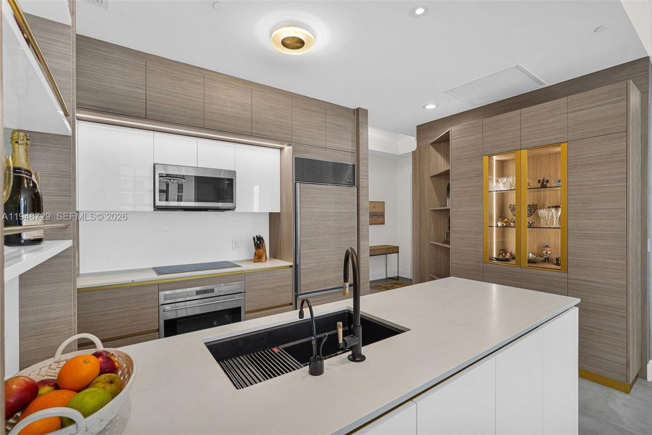 16001 Collins Ave, Unit 3402, Sunny Isles Beach, FL 33160 Photo