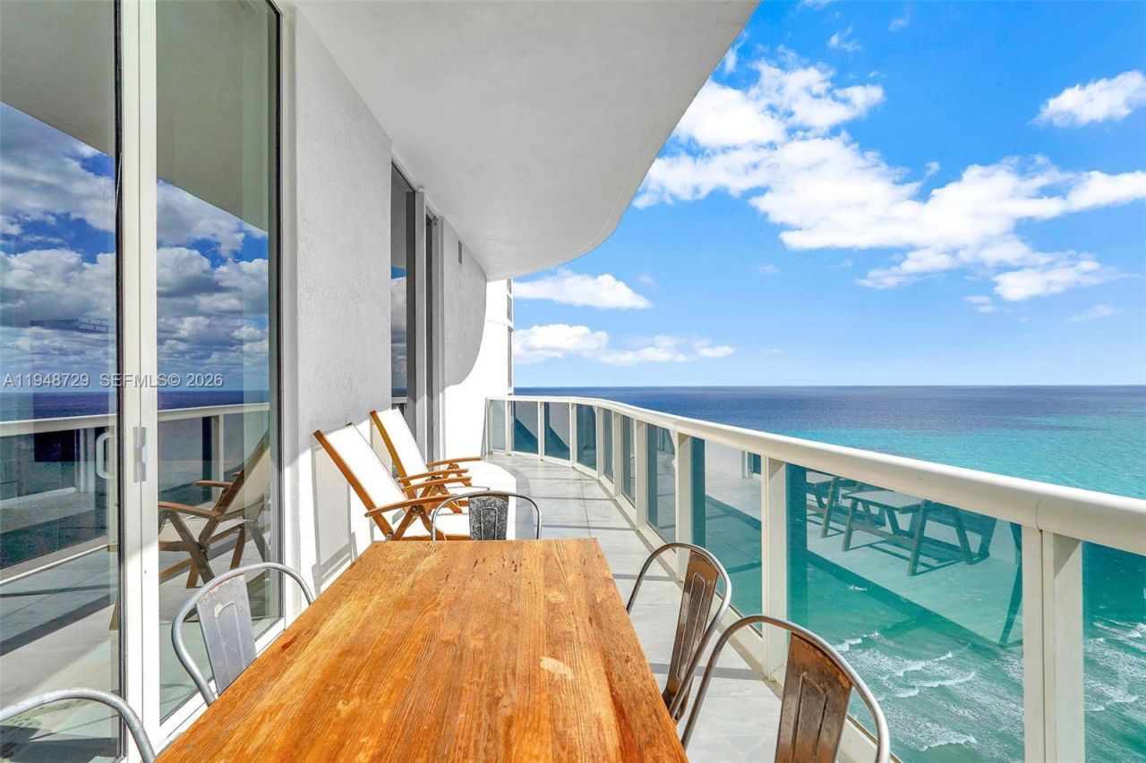 16001 Collins Ave, Unit 3402, Sunny Isles Beach, FL 33160 Photo