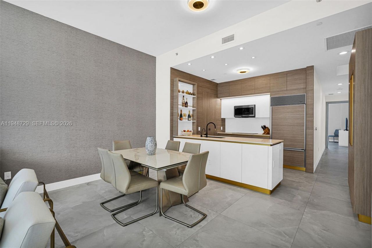 16001 Collins Ave, Unit 3402, Sunny Isles Beach, FL 33160 Photo