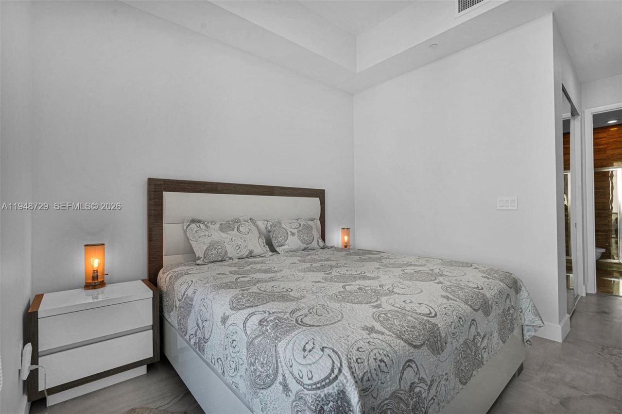 16001 Collins Ave, Unit 3402, Sunny Isles Beach, FL 33160 Photo