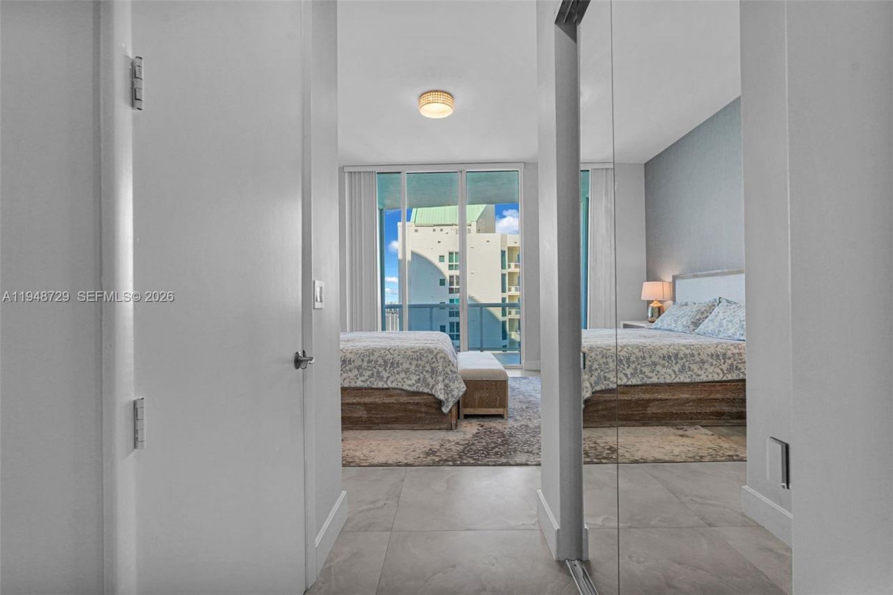 16001 Collins Ave, Unit 3402, Sunny Isles Beach, FL 33160 Photo