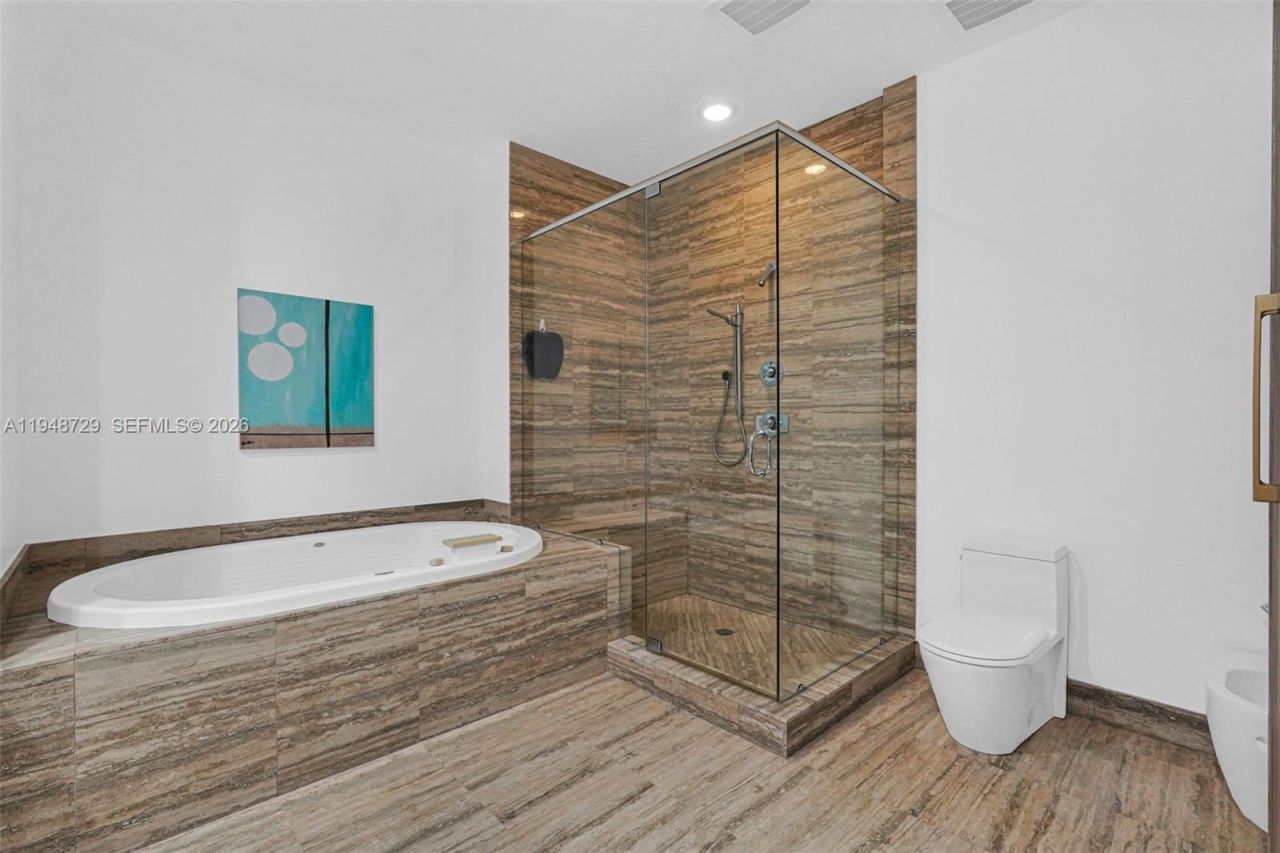 16001 Collins Ave, Unit 3402, Sunny Isles Beach, FL 33160 Photo