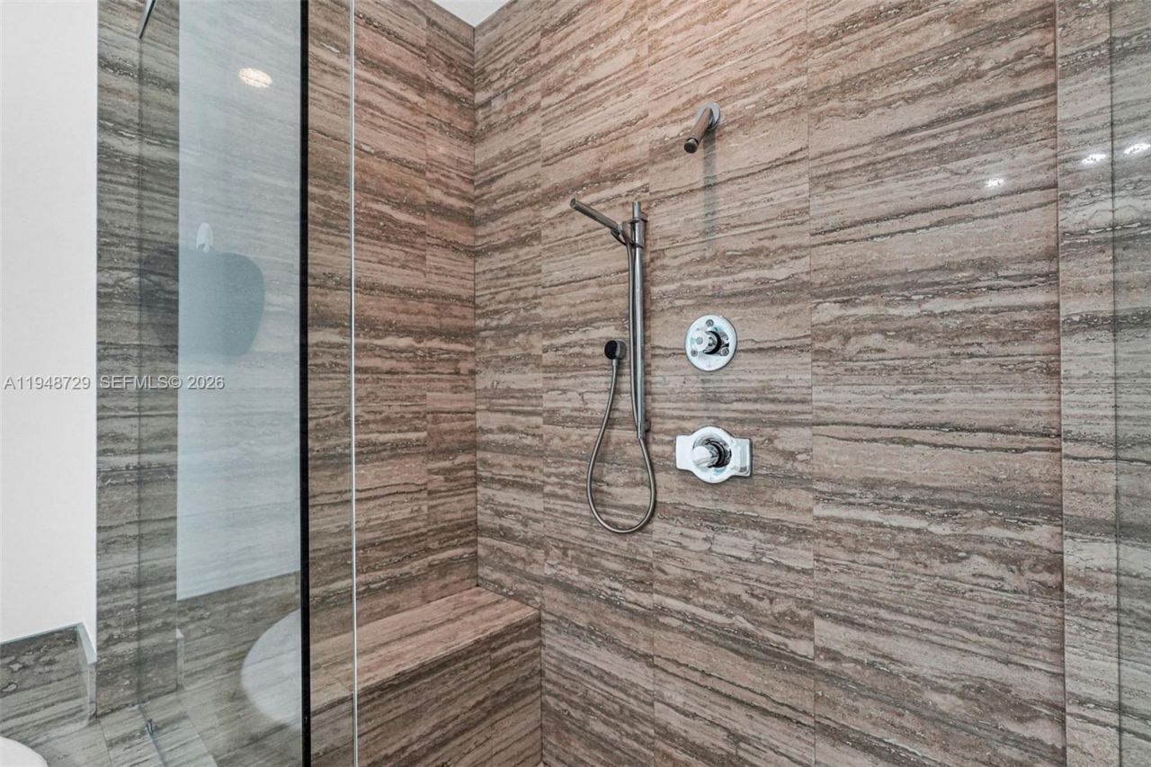 16001 Collins Ave, Unit 3402, Sunny Isles Beach, FL 33160 Photo