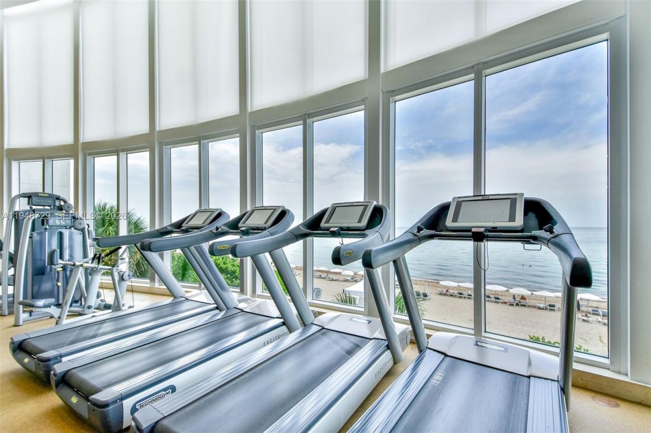 16001 Collins Ave, Unit 3402, Sunny Isles Beach, FL 33160 Photo