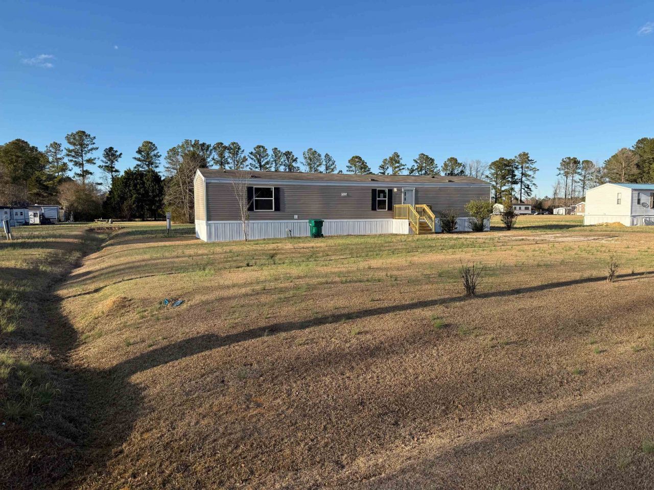 1252 Mallard Ct. Photo 3