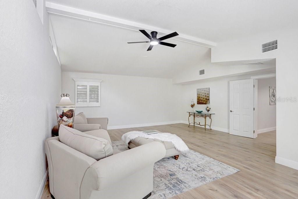 3039 Sandpiper Court, Clearwater, FL 33762 Photo