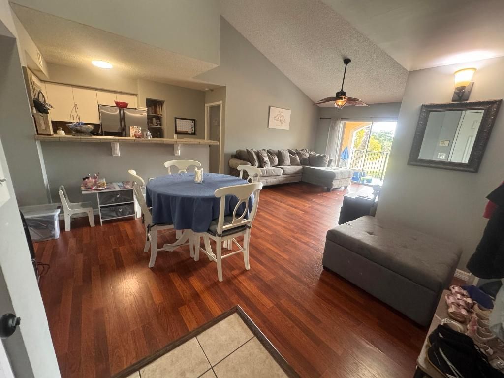 1707 Village Boulevard, Unit 307, West Palm Beach, FL 33409 Photo