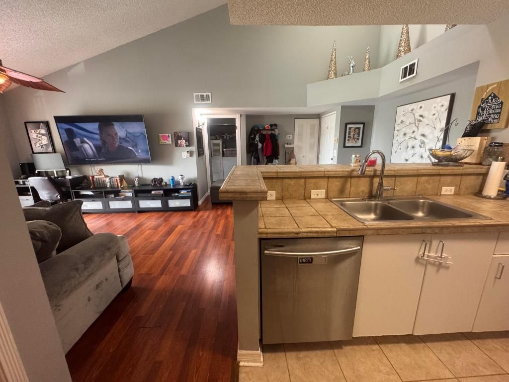 1707 Village Boulevard, Unit 307, West Palm Beach, FL 33409 Photo