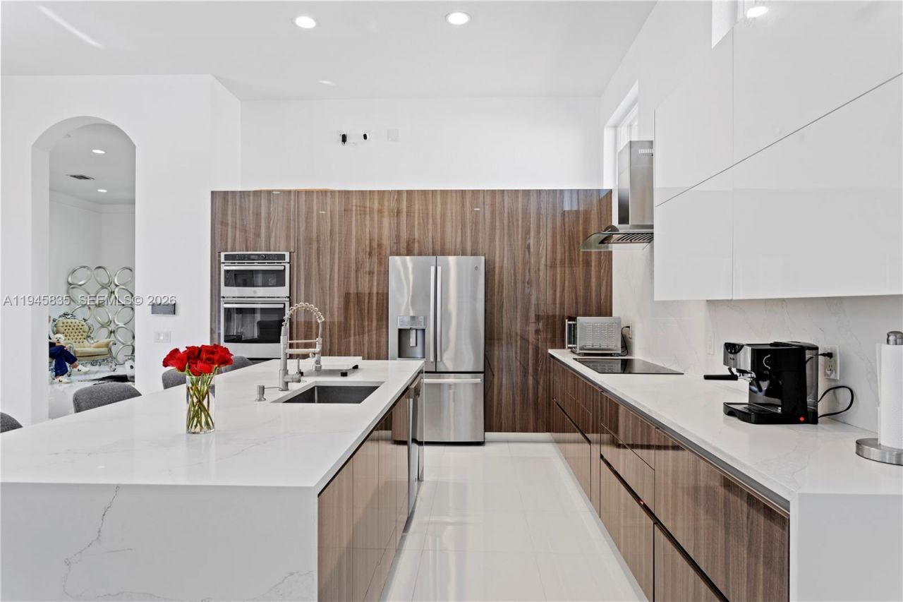 1499 Victoria Isle Dr, Weston, FL 33327 Photo