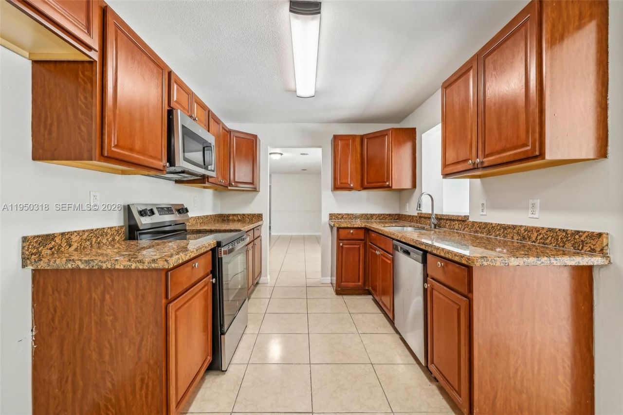 334 NW 12th Ave, Boca Raton, FL 33486 Photo