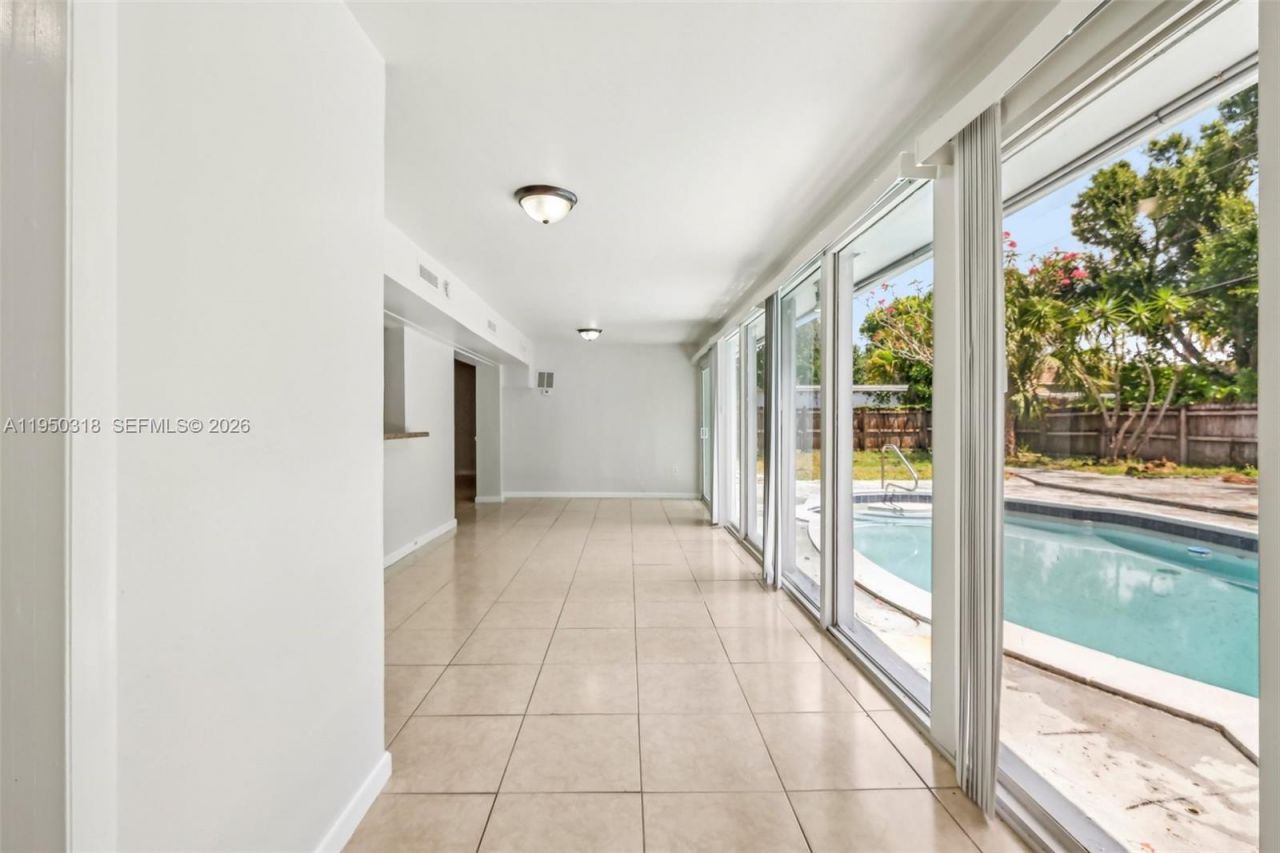 334 NW 12th Ave, Boca Raton, FL 33486 Photo