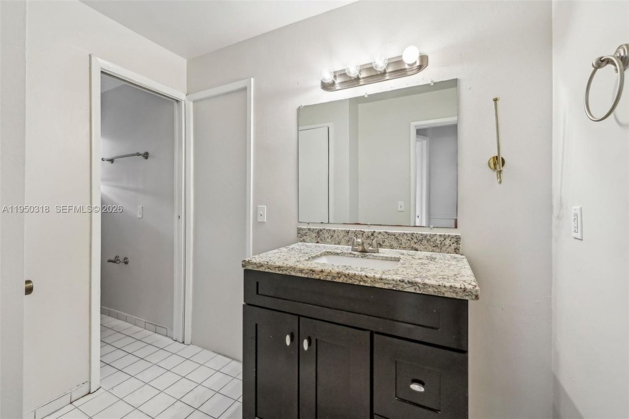 334 NW 12th Ave, Boca Raton, FL 33486 Photo