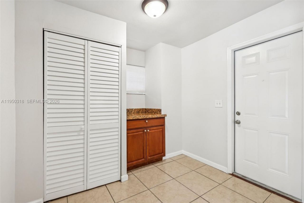 334 NW 12th Ave, Boca Raton, FL 33486 Photo