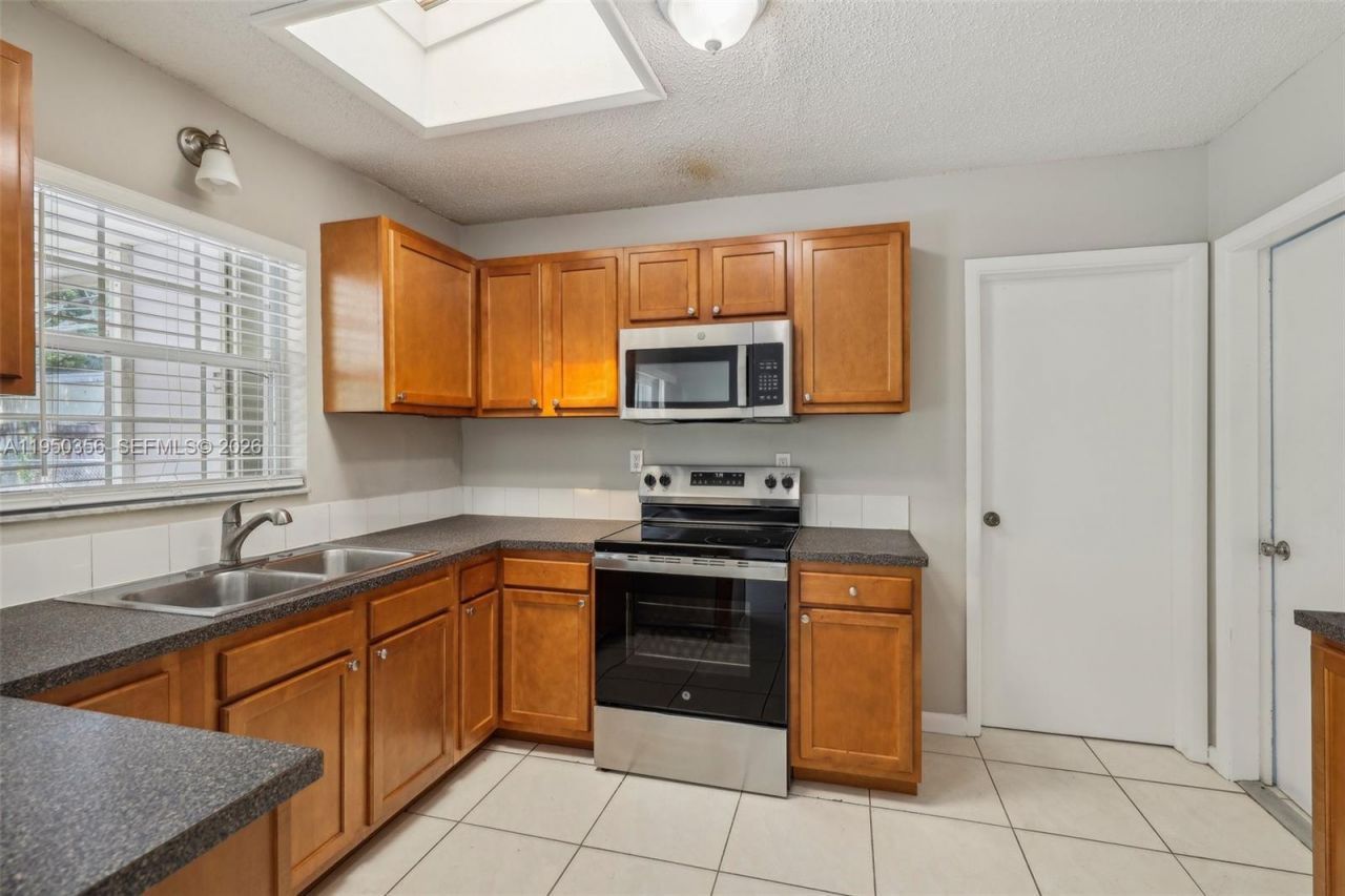 1531 N 17th Ave N, Lake Worth, FL 33460 Photo