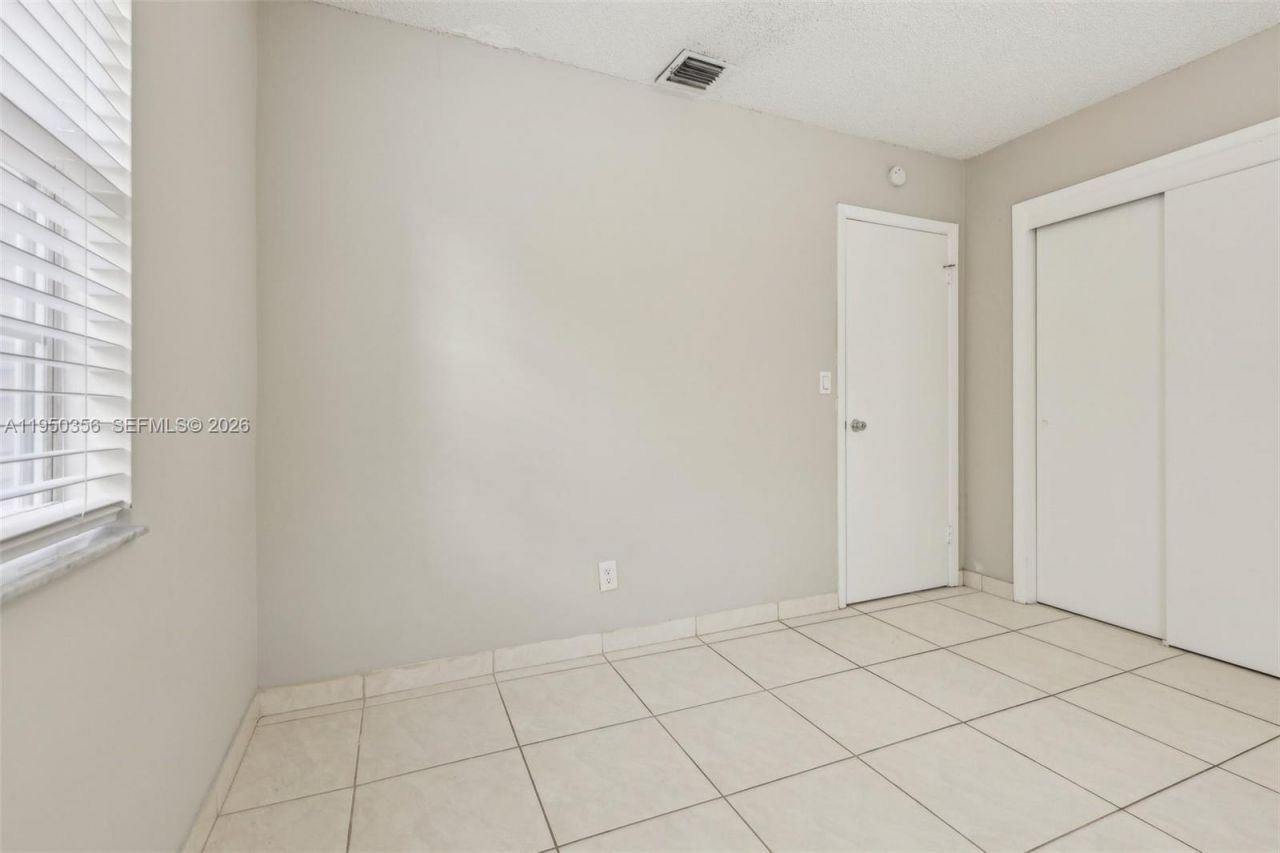 1531 N 17th Ave N, Lake Worth, FL 33460 Photo