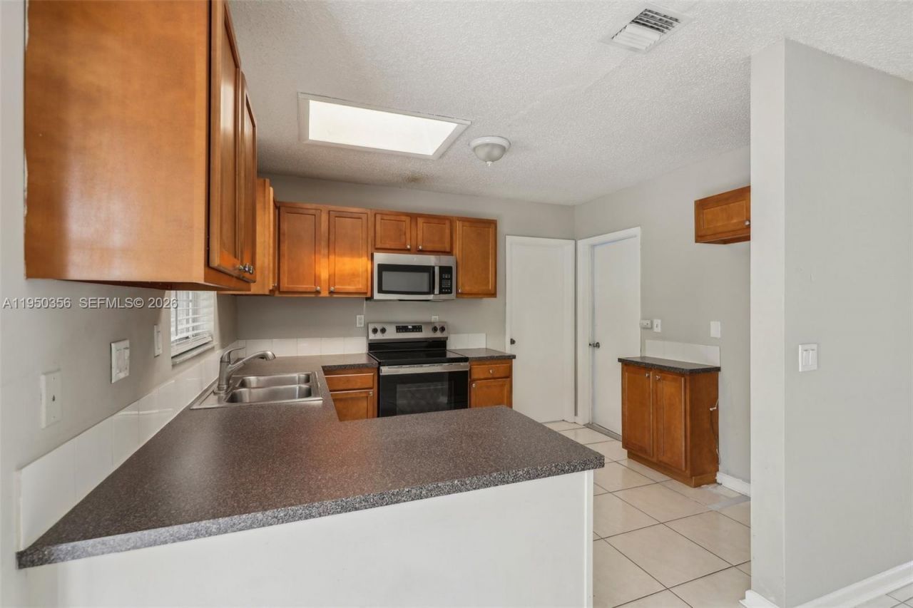 1531 N 17th Ave N, Lake Worth, FL 33460 Photo