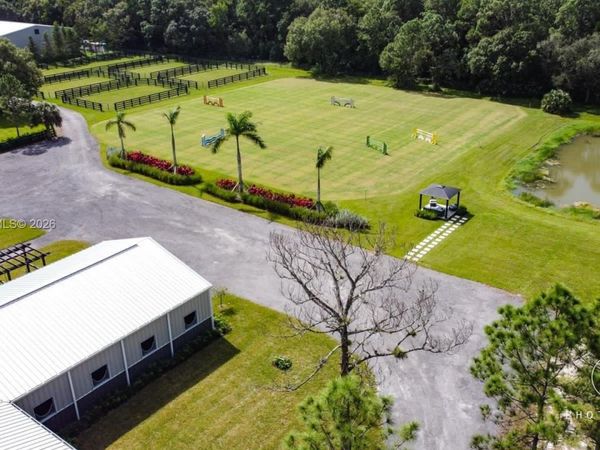 Loxahatchee, FL 33470