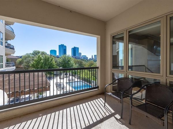 501 Samuels Avenue, Unit 230, Fort Worth, TX 76102