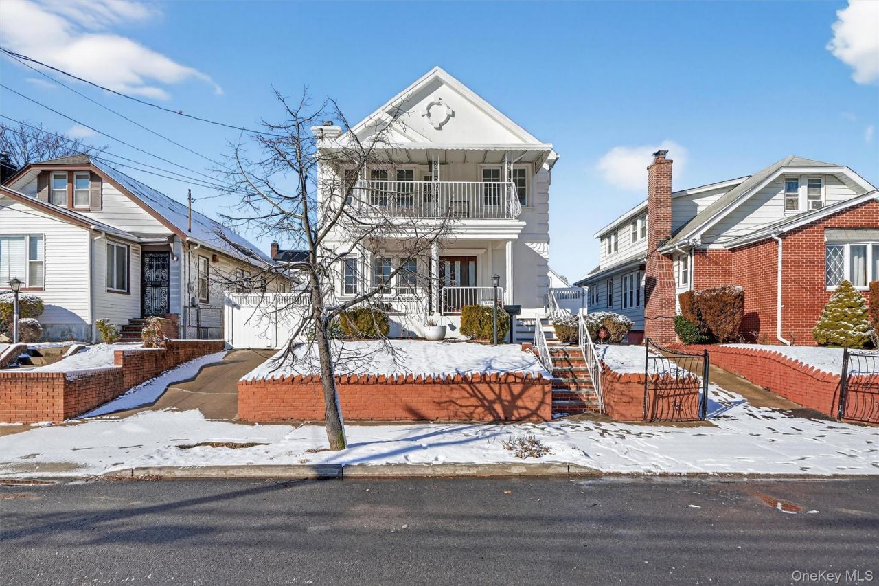 138-16 230th Street, Laurelton, NY 11413 Main Photo