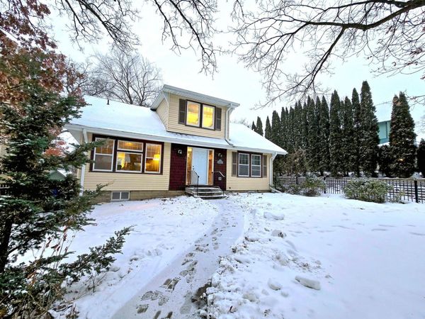 2342 Bourne Avenue, Saint Paul, MN 55108