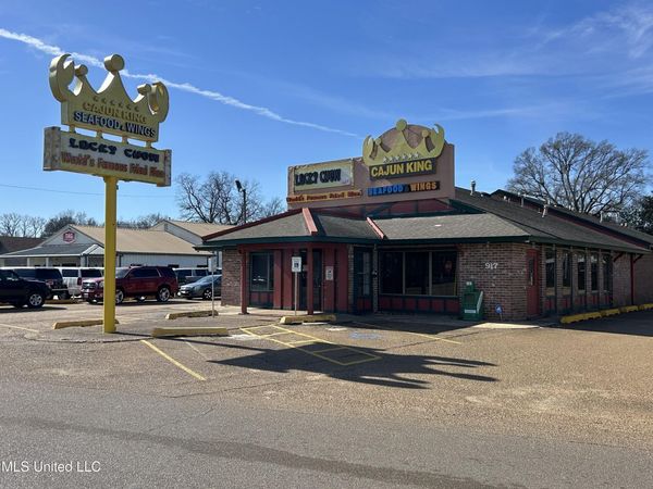 917 W Highway 82, Greenwood, MS 38930