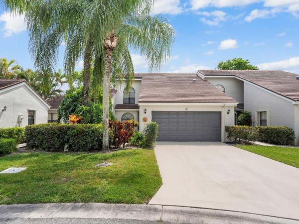 61 Edinburgh Drive, Palm Beach Gardens, FL 33418