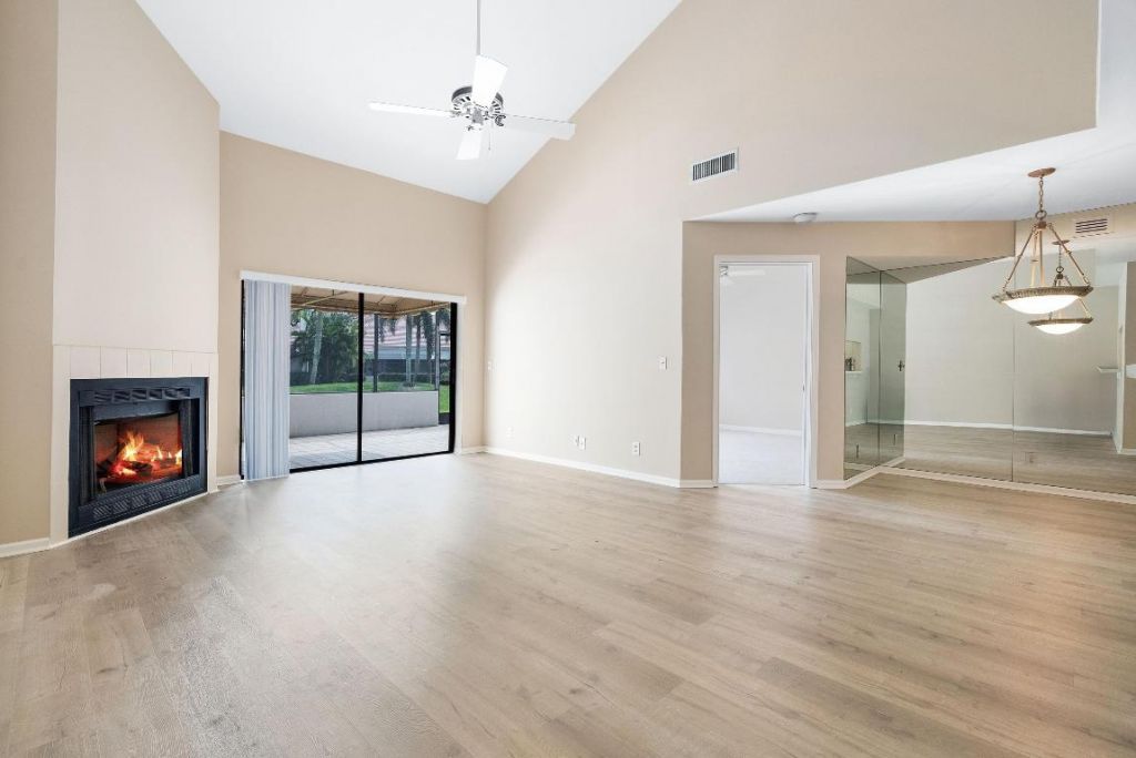 61 Edinburgh Drive, Palm Beach Gardens, FL 33418 Photo